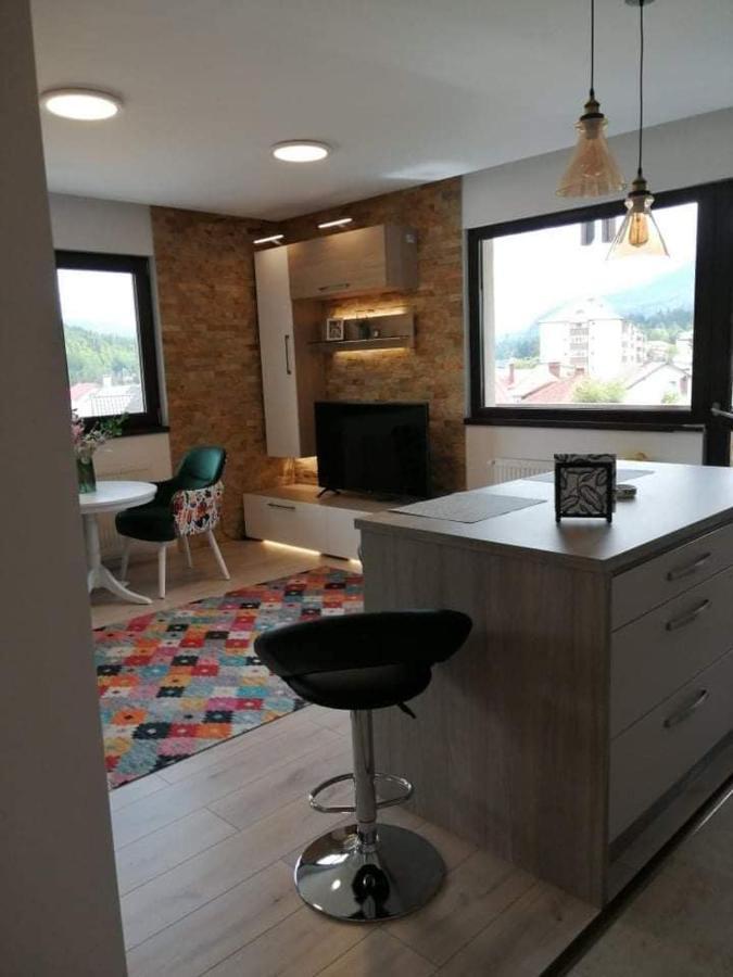 Belcara Apartment Busteni Ngoại thất bức ảnh